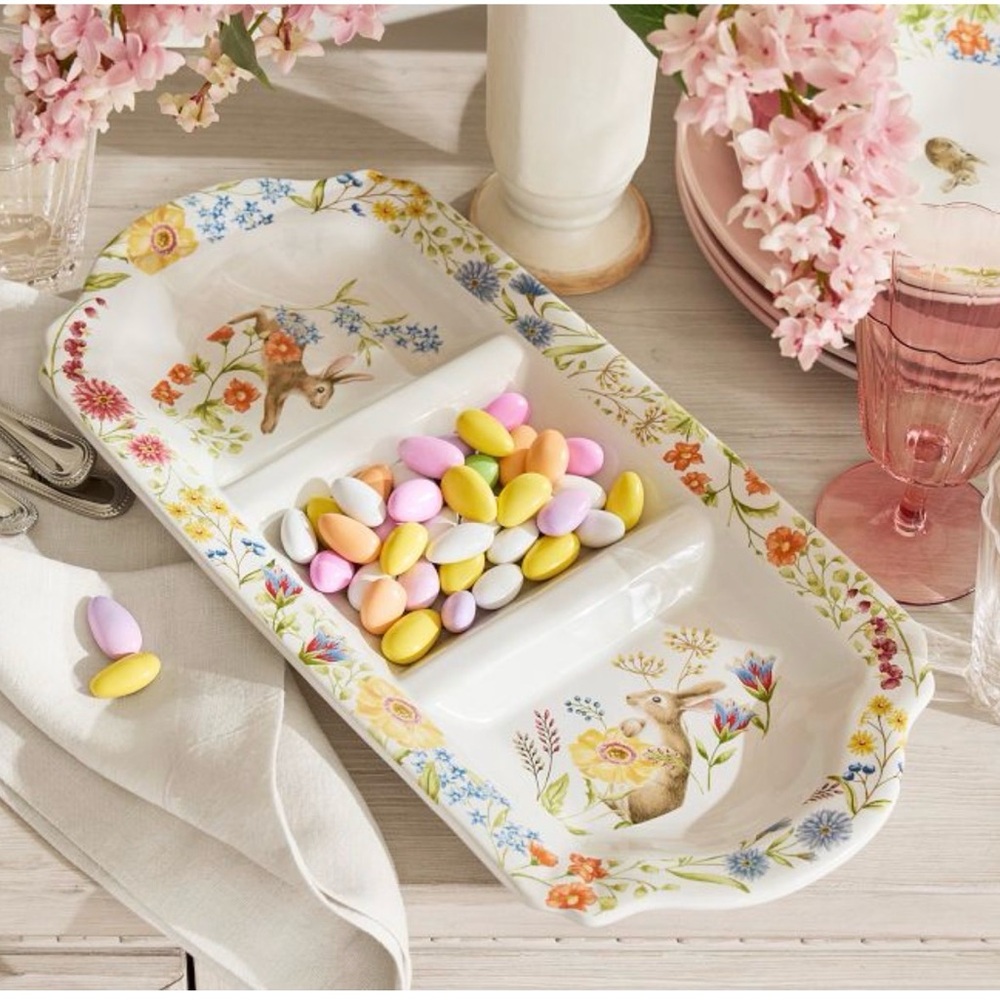 Pottery Barn Spring Garden 3 Compartment Condiment/Candy Tray!
BNIB
